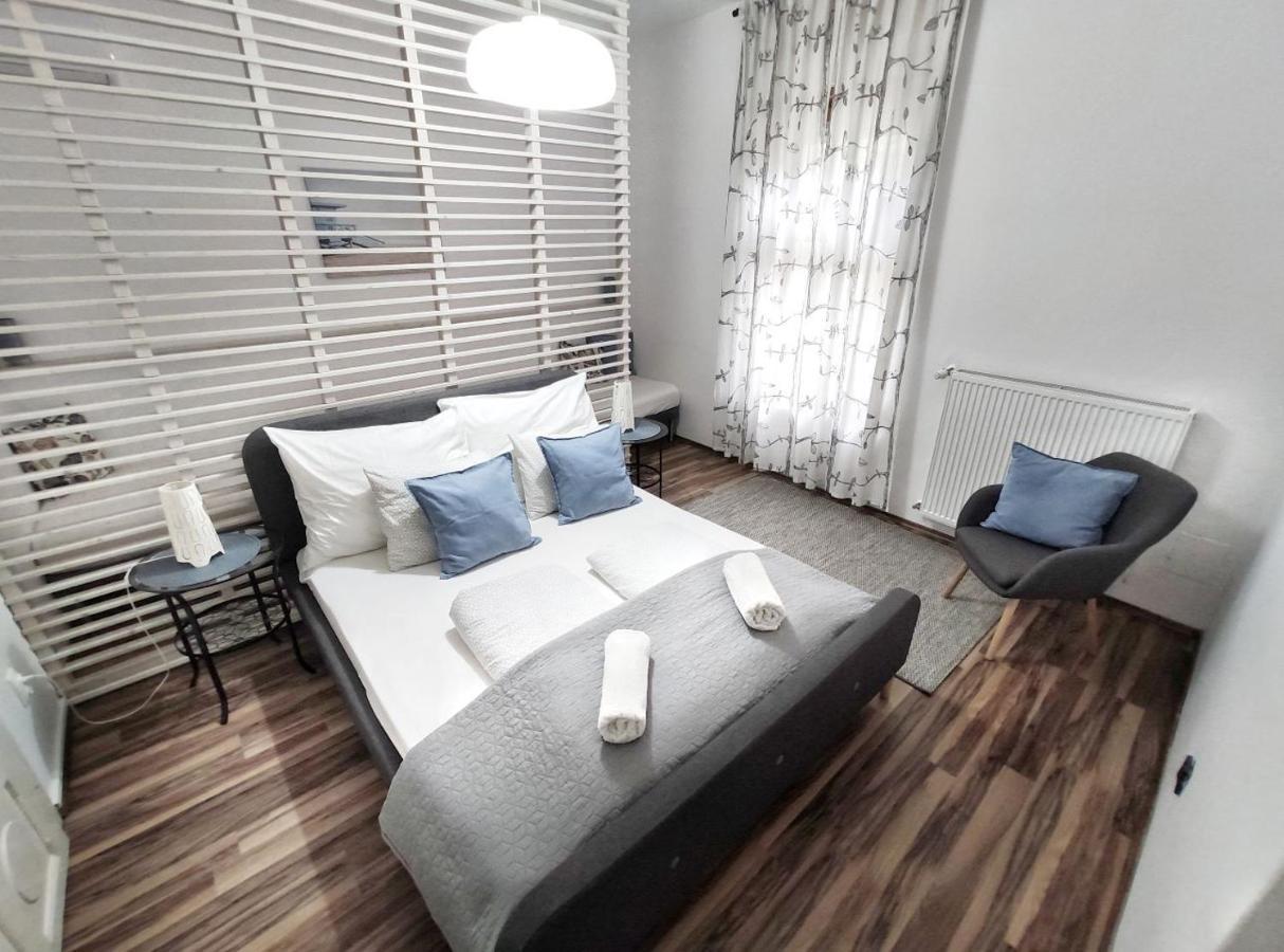 Dora Holiday House & Apartments Keszthely Εξωτερικό φωτογραφία