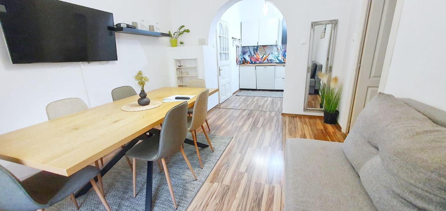 Dora Holiday House & Apartments Keszthely Εξωτερικό φωτογραφία